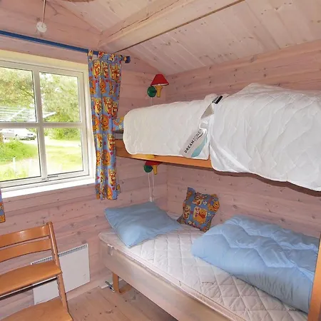Lilian - 600m From The Sea By Interhome *