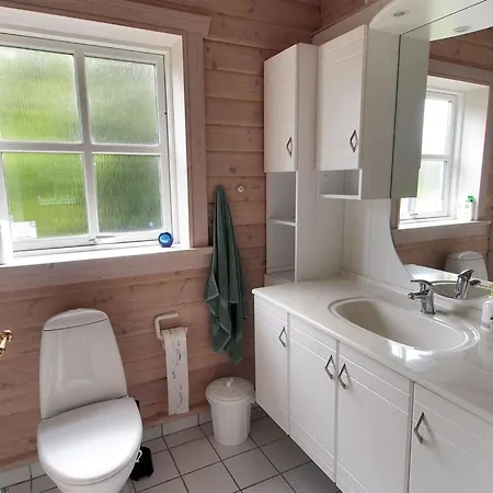 Lilian - 600m From The Sea By Interhome *